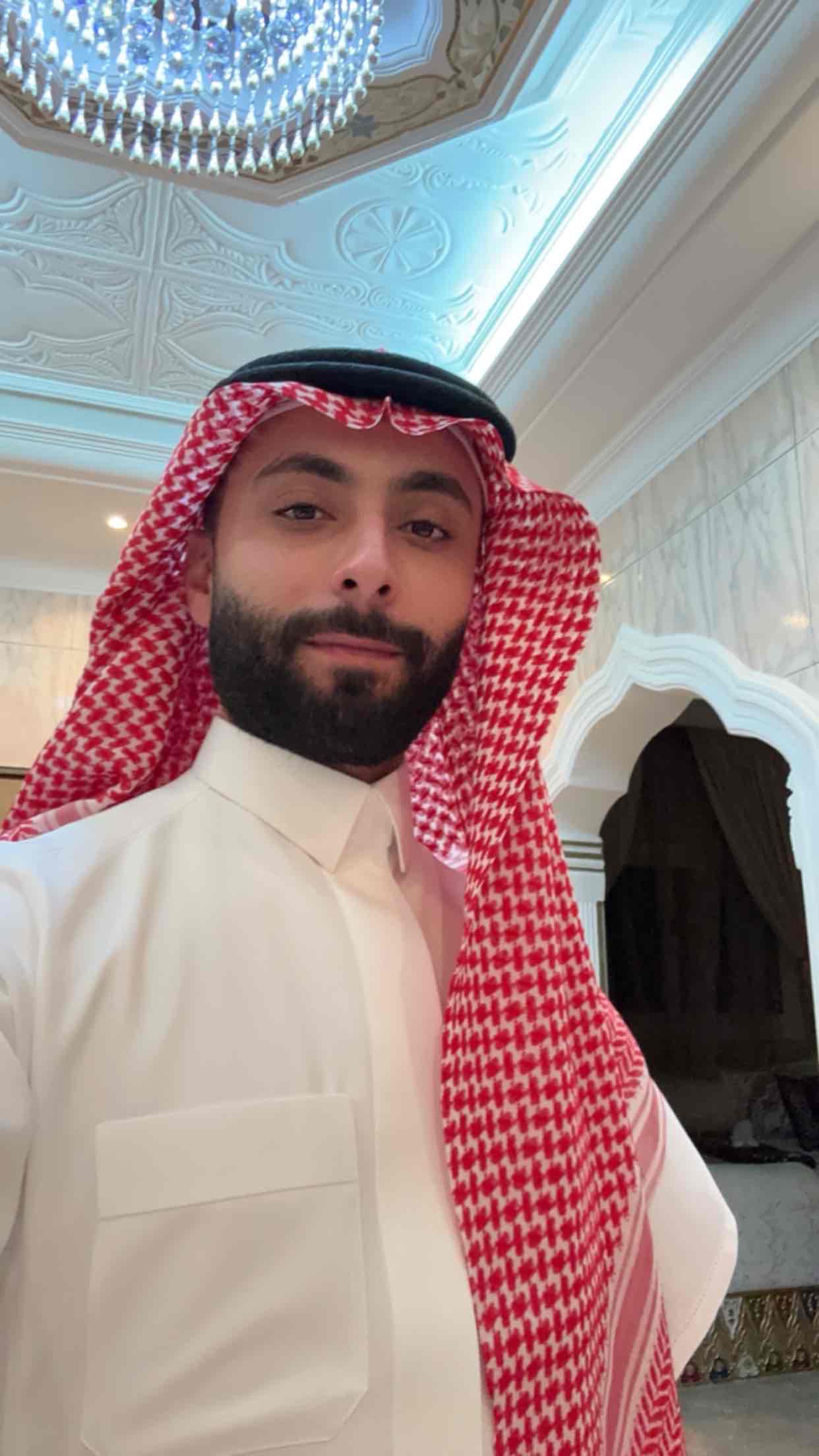 عبدالله عبدالعزيز - محامي مرخّص